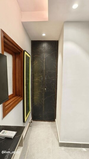 Furnished Amenities in 1 BHK Builder Floor at Lajpat Nagar I – for Rent