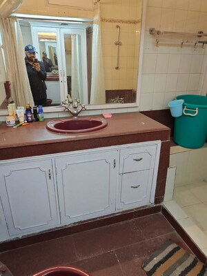 Bedroom in 1 BHK Builder Floor at Lajpat Nagar ii – for Rent