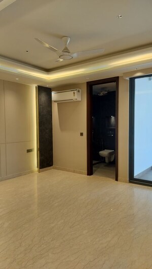 Building Lobby in  Builder Floor at Ansal API Versalia, Sector 67a – for Sale