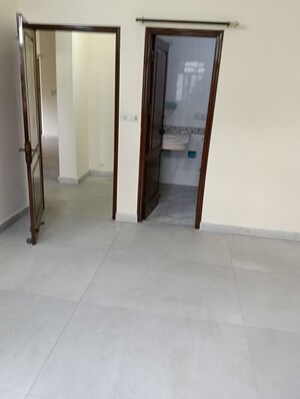 Building Lobby in 3.5 BHK Apartment at Sector 62 – for Rent