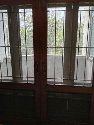 Building Lobby in 3.5 BHK Apartment at Sector 62 – for Rent