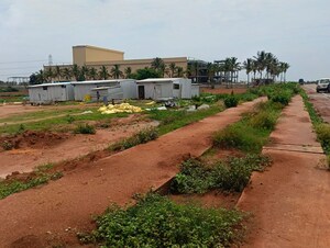 Plot Area in  Land at Devanahalli – for Rent