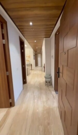 4 BHK Apartment – Entrance View at Ambience Creacions, Sector 22 - for Rent