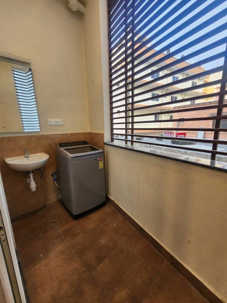 Kitchen, gl-kunj 2 Bedroom 800 Sq.Ft. Apartment In Koramangala Bangalore 10451173