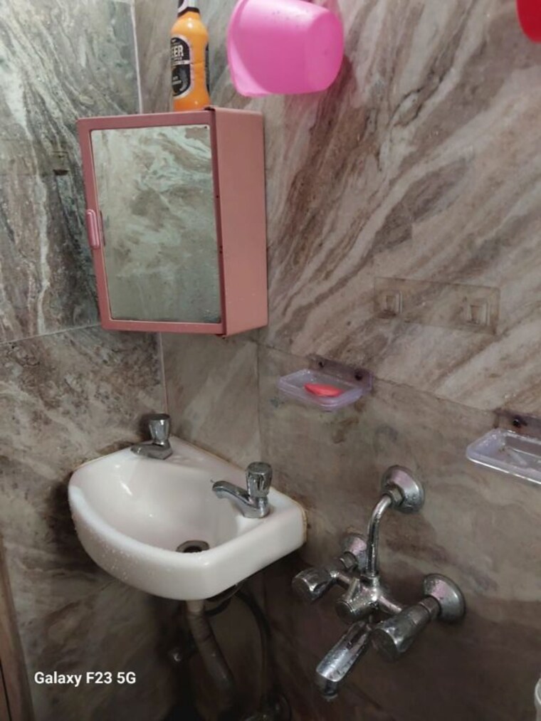 Bathroom, bhowanipore 1.5 Bedroom 509 Sq.Ft. Apartment In Bhowanipore Kolkata 10449055