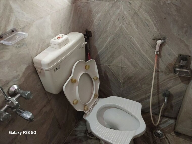Bathroom, bhowanipore 1.5 Bedroom 509 Sq.Ft. Apartment In Bhowanipore Kolkata 10449055