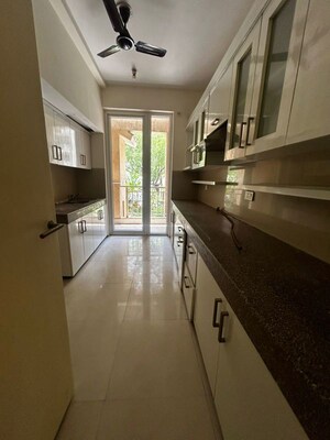 Building Lobby in 3.5 BHK Apartment at Emaar Palm Premier, Sector 77 – for Rent