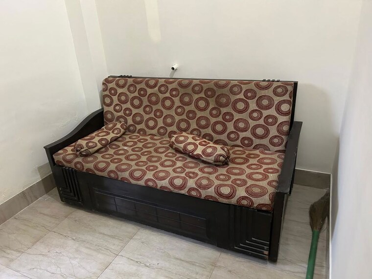 Bedroom, sector 23 2 Bedroom 1200 Sq.Ft. Villa In Sector 23 Gurgaon 10451239