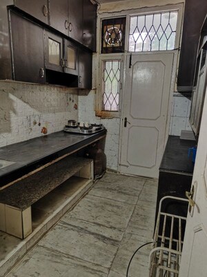 Kitchen in 2 BHK Builder Floor at Ardee City, Sector 52 – for Rent