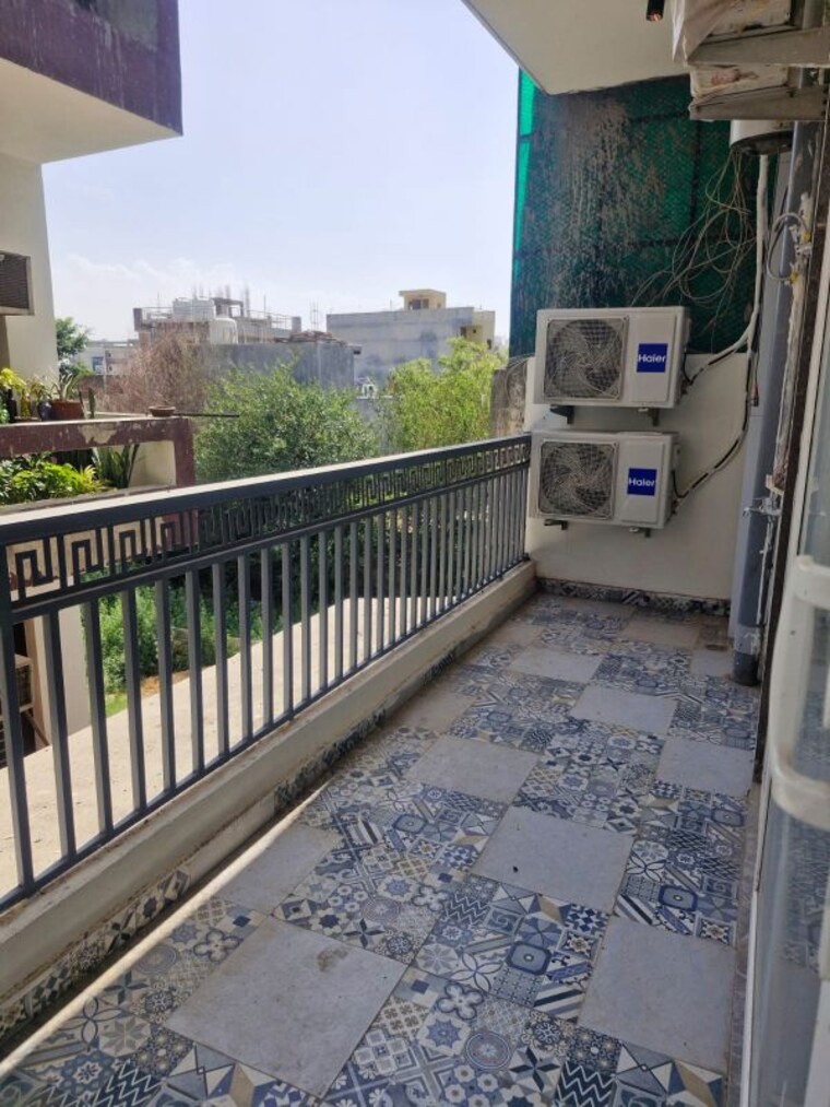 Balcony, vipul-square 1 RK 440 Sq.Ft. Builder Floor In Sushant Lok I Gurgaon 10451235
