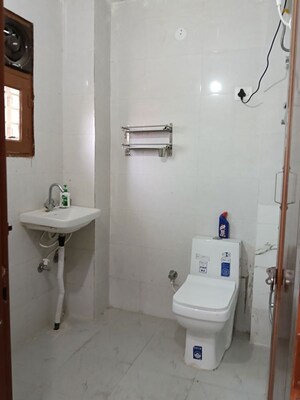 Bathroom in 2 BHK Villa at Sector 23 – for Rent