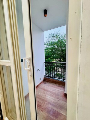Balcony in 1 BHK Builder Floor at Saket – for Rent