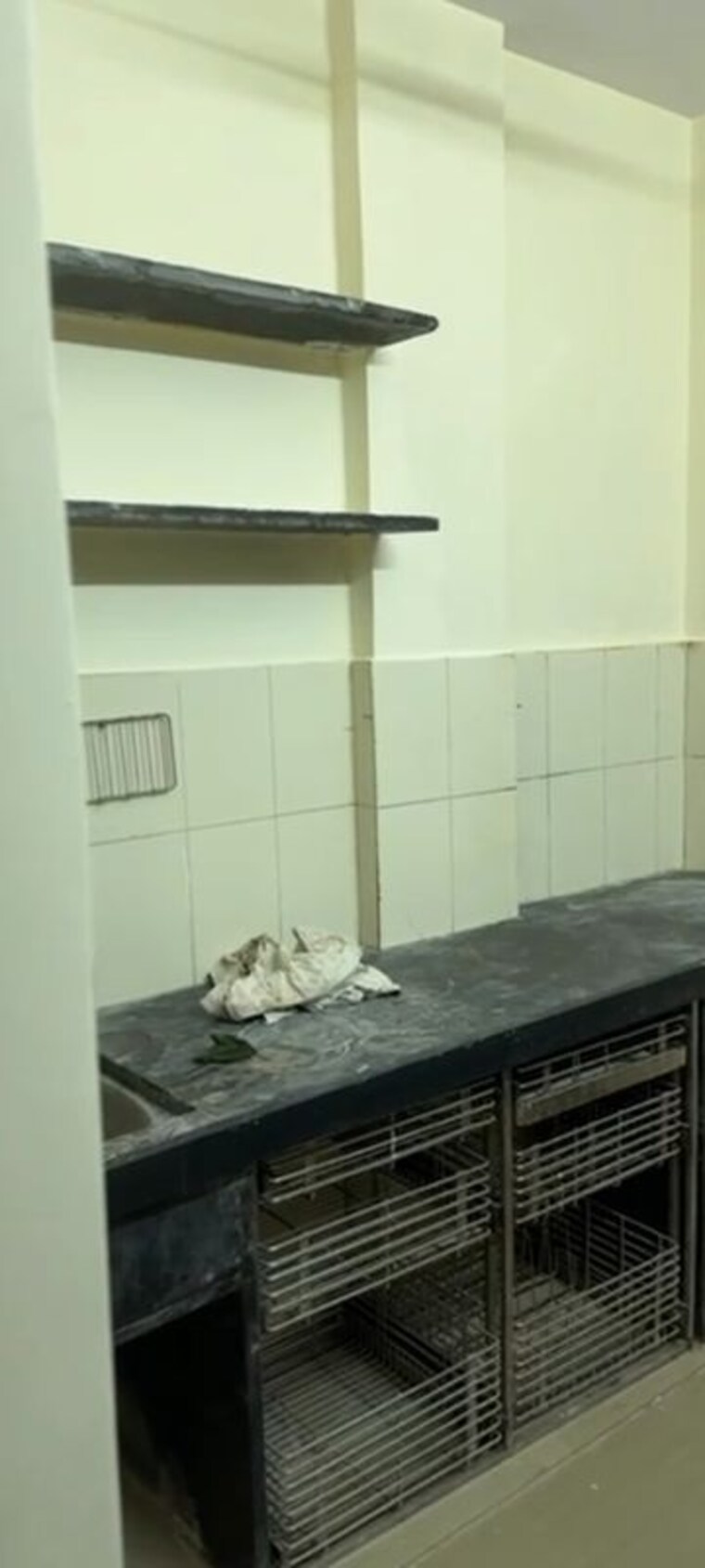Kitchen, dadar west 1 RK 250 Sq.Ft. Apartment In Dadar West Mumbai 10446921