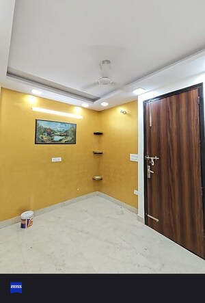 2 BHK Builder Floor For Sale in Govindpuri