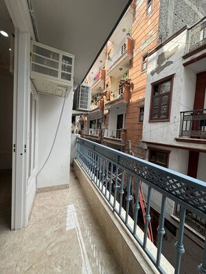 Balcony in 2 BHK Builder Floor at Saket – for Rent