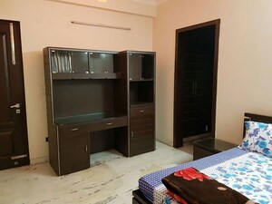 Living Room in 1 BHK Builder Floor at Sector 44 – for Rent