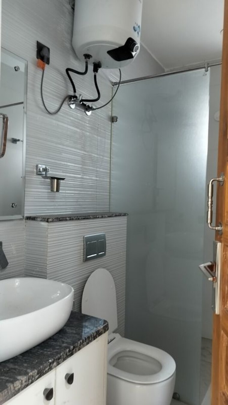 Bathroom, adani-samsara-vilasa  2700 Sq.Ft. Builder Floor In Sector 63 Gurgaon 10451374
