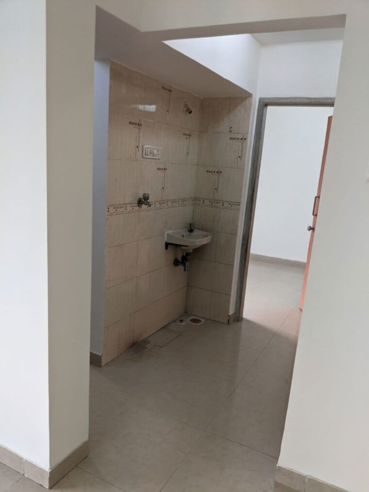 Bathroom, rutu-estate 1 Bedroom 600 Sq.Ft. Apartment In Brahmand Thane 10451405