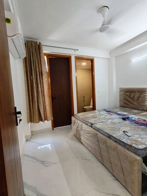 Bedroom in 1 BHK Apartment at Saket – for Rent
