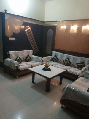 Living Room in 2 BHK Independent House at Model Town – for Rent