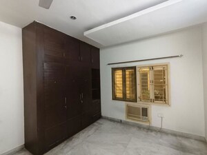 Room in 3 BHK Apartment at Ahuja Towers Banjara Hills, Banjara Hills – for Sale