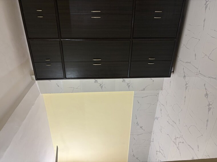 undefined, sector 8 dwarka 3 Bedroom 120 Sq.Yd. Builder Floor In Sector 8 Dwarka Delhi 10451407