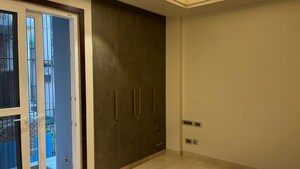 Room in 3 BHK Builder Floor at Gulmohar Park – for Sale