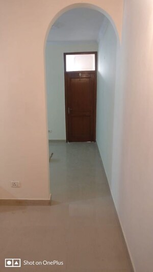 Building Lobby in 1 BHK Builder Floor at Jungpura Extension – for Rent