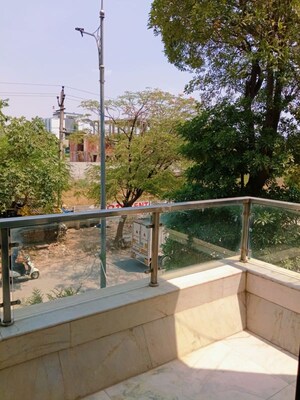 Balcony in 2 BHK Builder Floor at Ardee City, Sector 52 – for Rent
