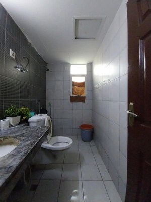 Bathroom in 2 BHK Builder Floor at Dayanand Colony – for Rent