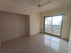2 BHK Apartment For Rent in Raunak Residency Thane, Pokhran Road No One