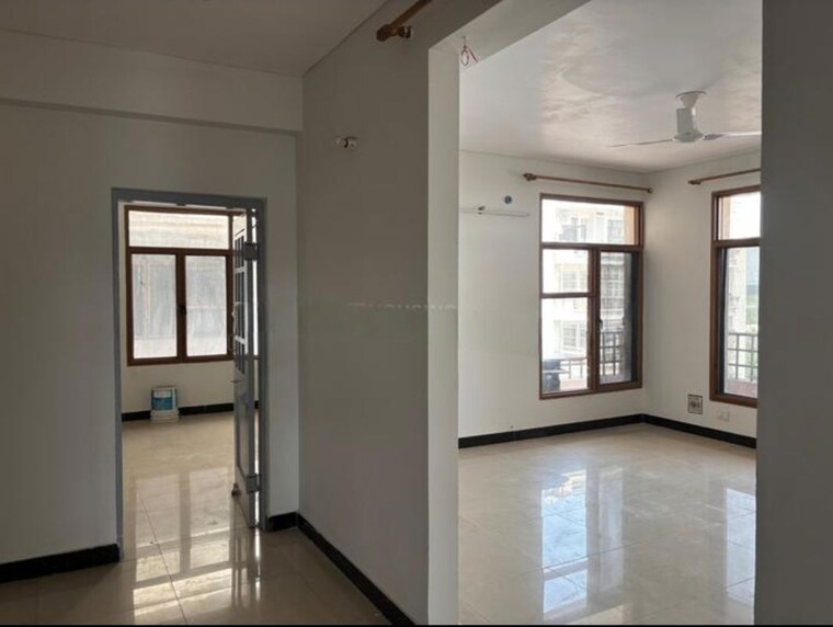 Room, cghs-hewo-apartments 3 Bedroom 2200 Sq.Ft. Apartment In Sector 56 Gurgaon 10451486