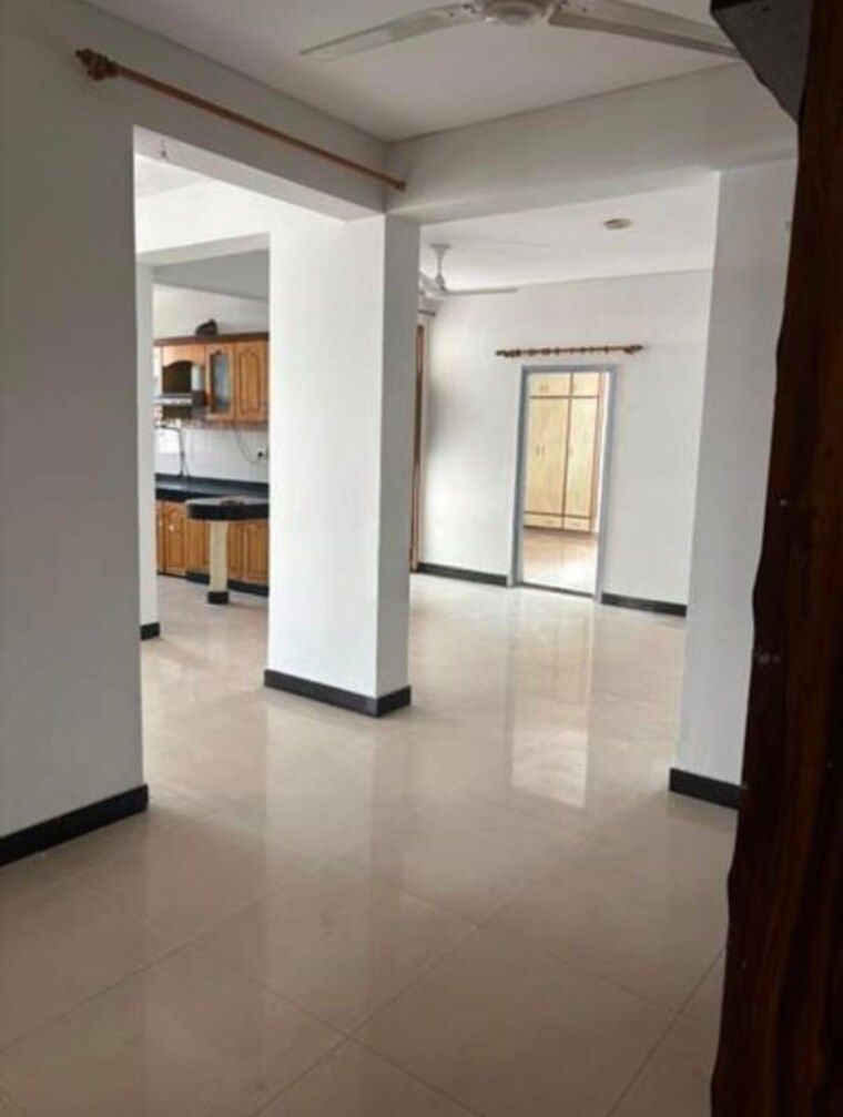 Room, cghs-hewo-apartments 3 Bedroom 2200 Sq.Ft. Apartment In Sector 56 Gurgaon 10451486