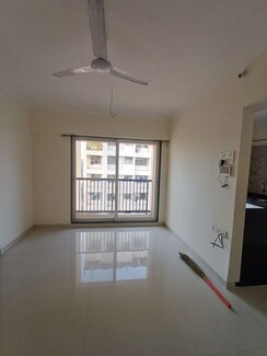 2 BHK Apartment For Rent in Raunak Residency Thane