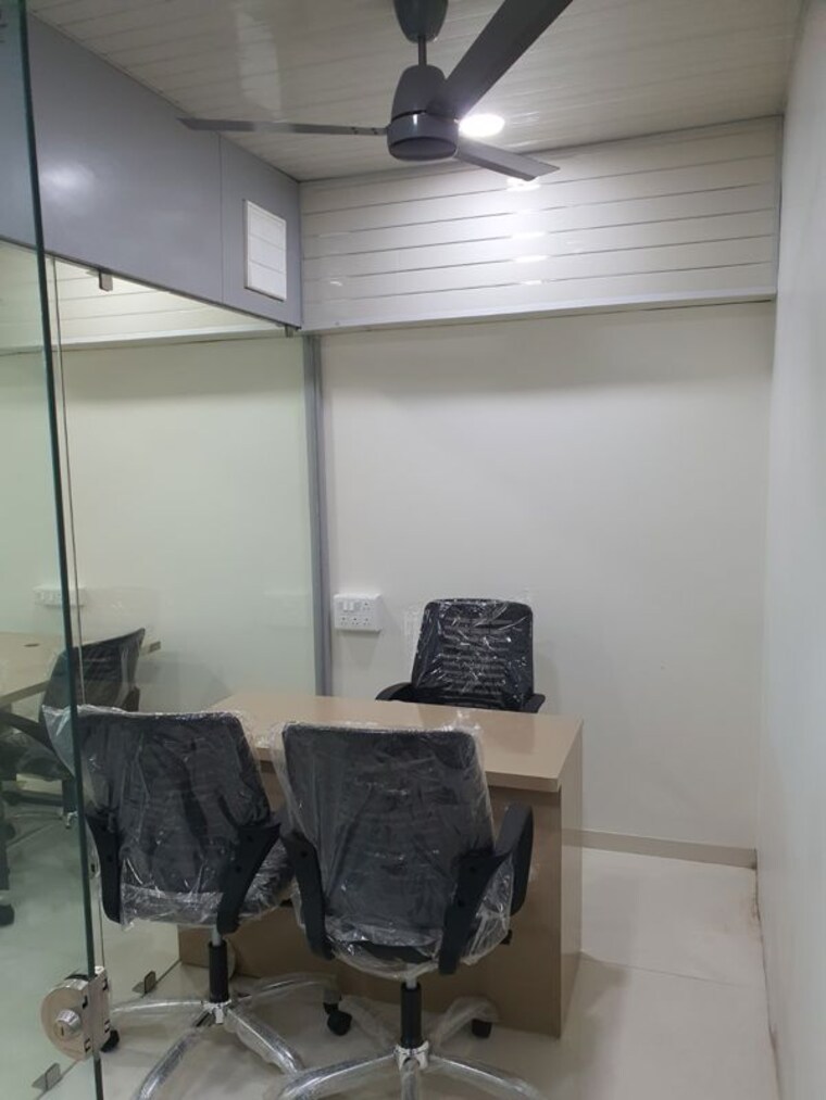 Team Area, times-square-arcade Commercial Office Space 1200 Sq.Ft. In Thaltej Ahmedabad 10451516