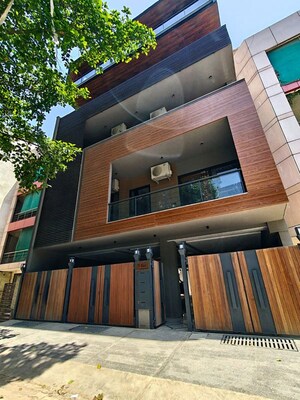 3 BHK Builder Floor For Sale in Sector 52