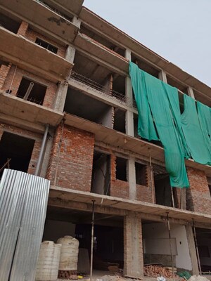 3 BHK Builder Floor For Sale in Sector 63a