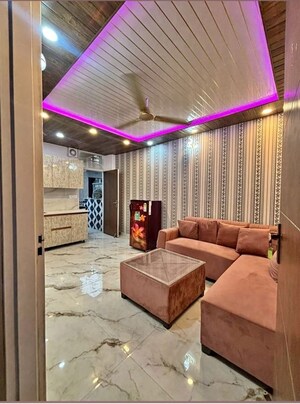 Bedroom in 1 BHK Builder Floor at Chattarpur – for Rent