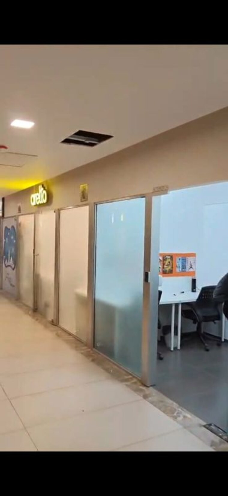 Team Area, clover-hills-plaza Commercial Shop 350 Sq.Ft. In Mohammadwadi Pune 10451548