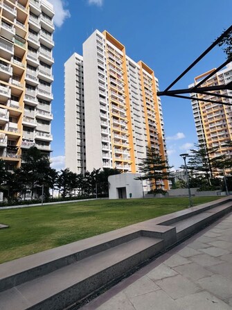 2 BHK + Pooja Room 1050 Sq.Ft. Apartment in Kolte Patil Life Republic