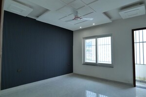 Room in 4 BHK Villa at Tarla Nagal – for Sale