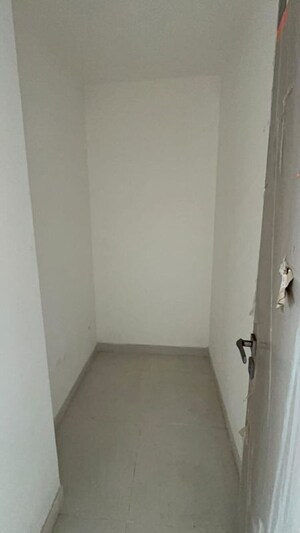 Bathroom in 4 BHK Penthouse at One Oak Atmos, Gomti Nagar – for Sale