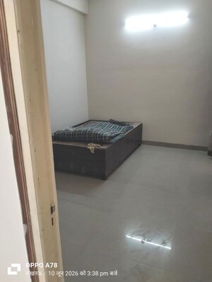 Bedroom in 3 BHK Apartment at Parsvnath Royale Floors, Uattardhona – for Rent