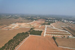  Plot – Exterior View View at Alambagh - for Sale
