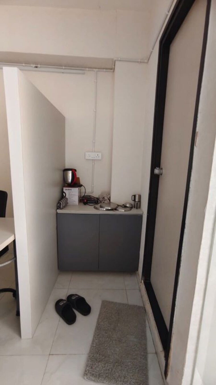Bathroom, vaishnodevi circle Commercial Office Space 805 Sq.Ft. In Vaishnodevi Circle Ahmedabad 10451589