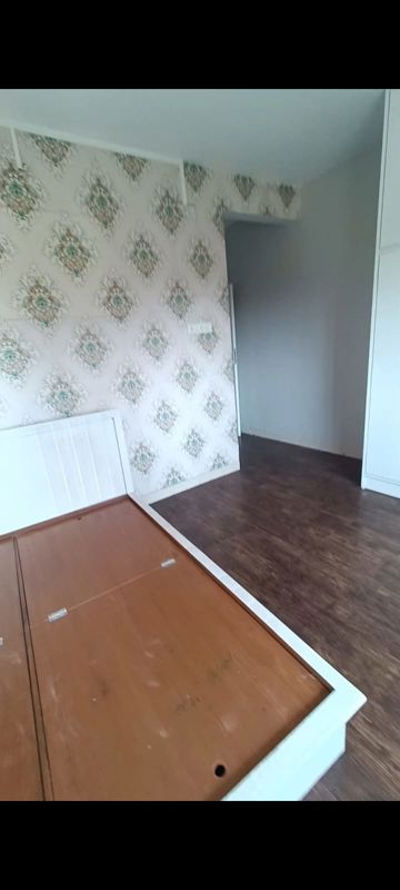 2 BHK + Servant Room 1300 Sq.Ft. Apartment in Jolly Maker Apartment