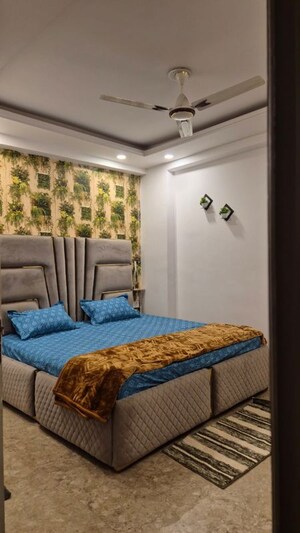 Bedroom in 2 BHK Builder Floor at Saket – for Rent
