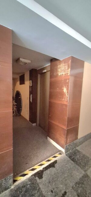 Furnished Amenities in 4 BHK Builder Floor at Vasant Kunj – for Sale