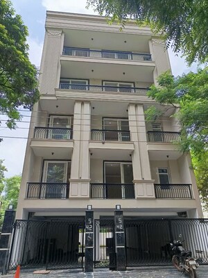 4 BHK Builder Floor For Sale in Sector 49