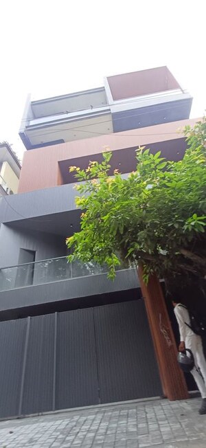4 BHK Builder Floor – Exterior View View at Dlf Phase iv - for Sale